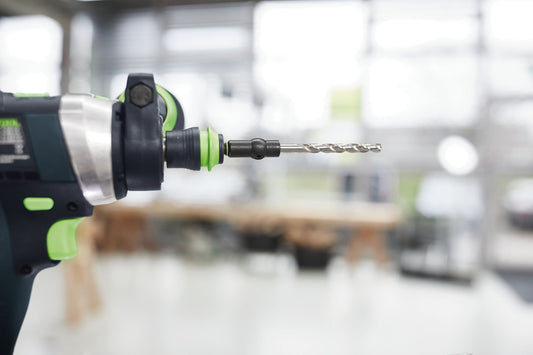 Festool HSS-Spiralbohrer mit CENTROTEC-Bohrerhalter in Werkstatt-Nahaufnahme