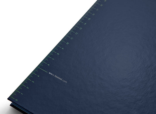 Festool Notizbuch NB-FT1 Hardcover DIN A4 Dunkelblau mit grüner Messskala und www.festool.com Branding