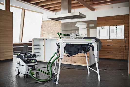 Festool Tischkreissäge TKS 80 EBS mit CLEANTEC Absauganlage in moderner Küche auf Arbeitstisch