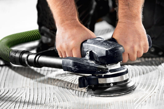 Festool Werkzeugkopf SZ-RG 80 mit Hartmetall-Fräsrädern in Anwendung auf Oberfläche