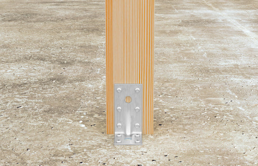 fischer Holzverbinderschraube PowerFast FPF-PT ZPF mit Panhead auf Holzverbinder montiert, Anwendungsbeispiel